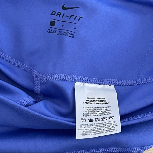 Nike Blue Athletic Shorts - Picture 3 of 3
